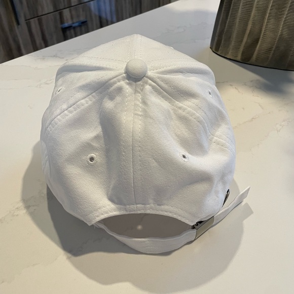 Bride Hat - Picture 3 of 4